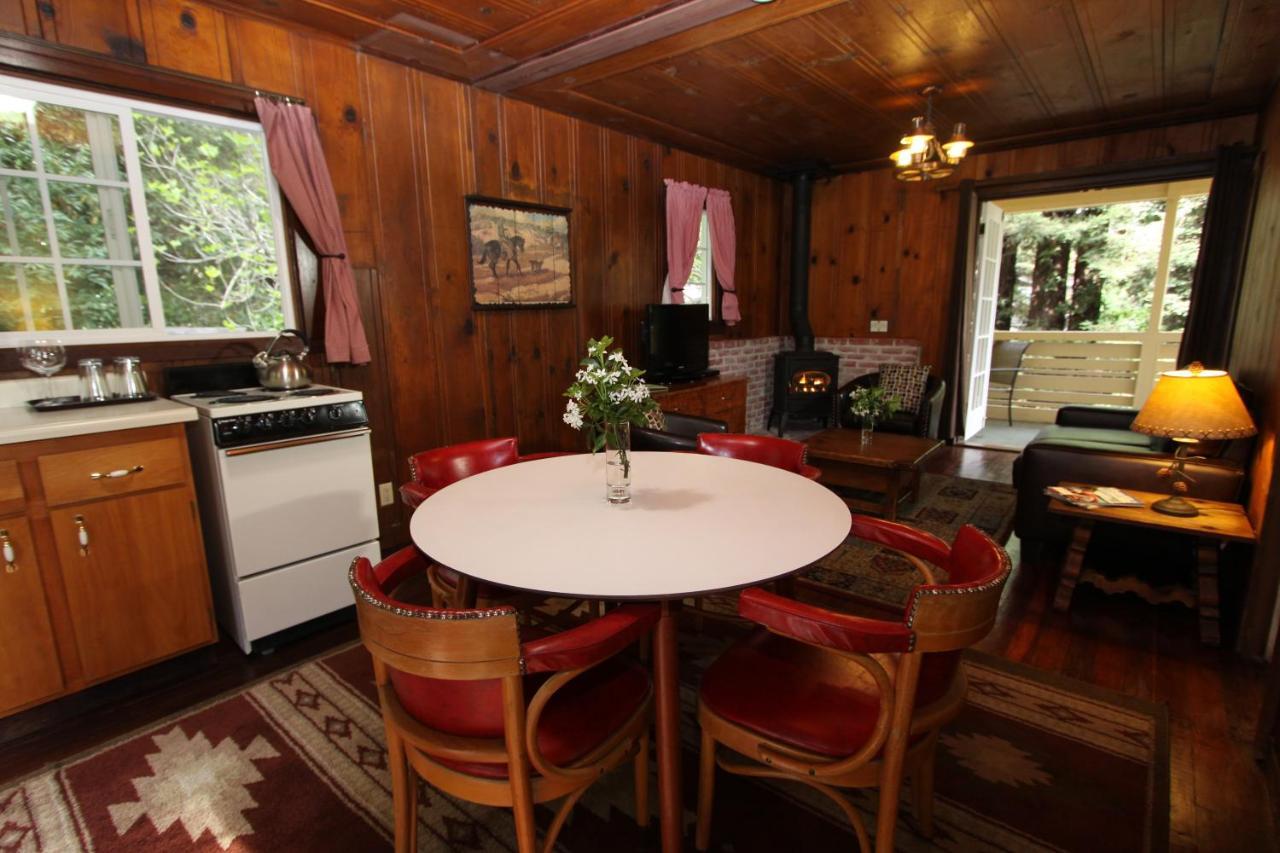 Bed and breakfast Fern Grove 4*