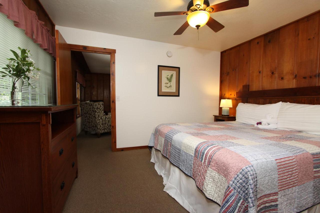 Fern Grove 4* Guerneville