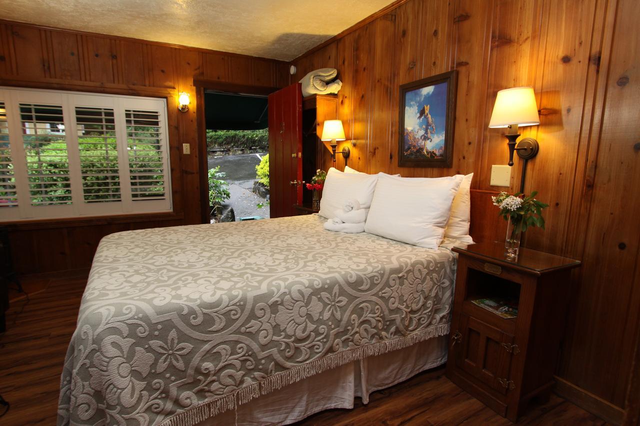 Fern Grove 4* Guerneville