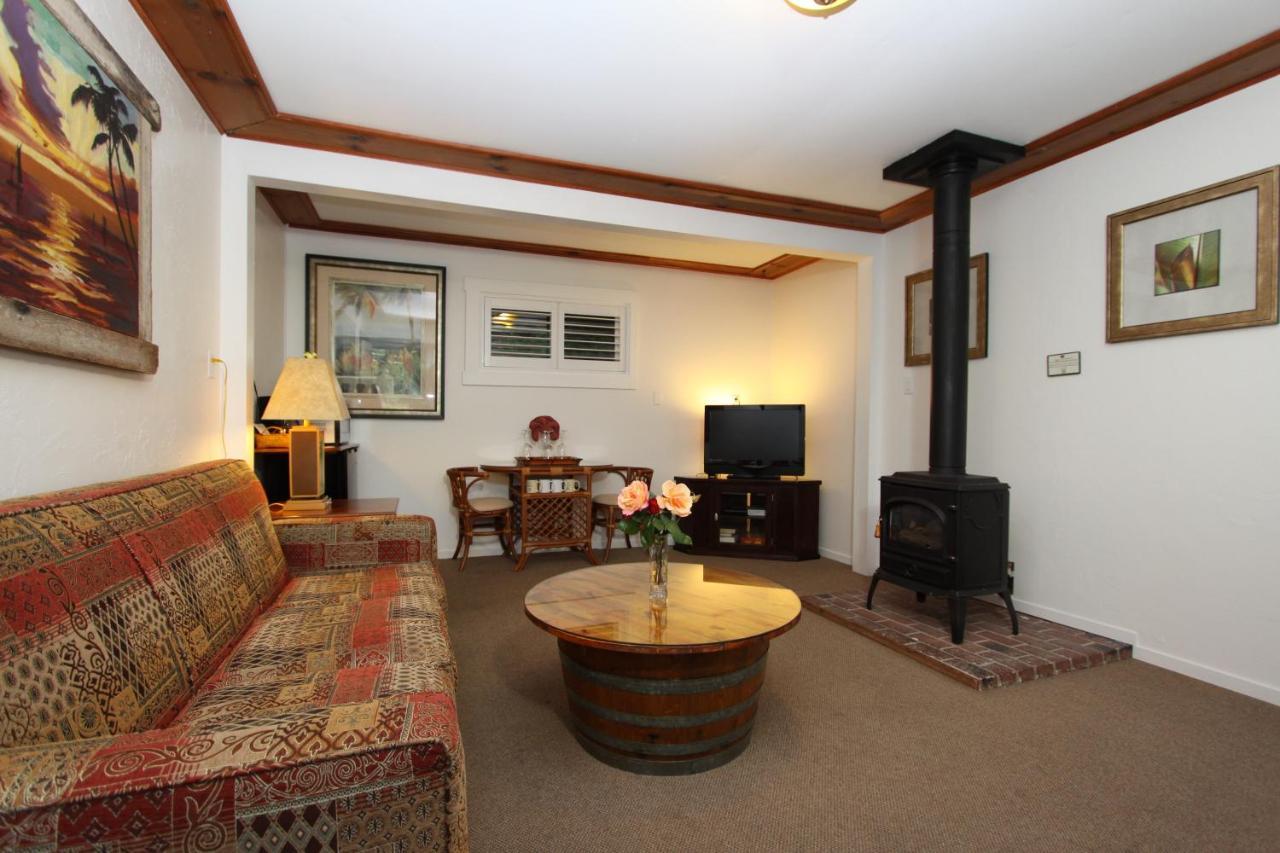 Fern Grove 4*
